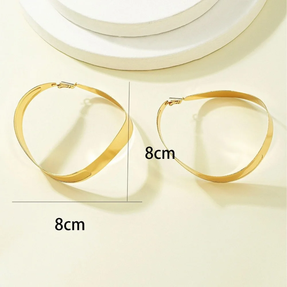 Dangle Fashion Earrings Yellow Gold Tone Irregular Hoop Shape - Picture 5 of 6